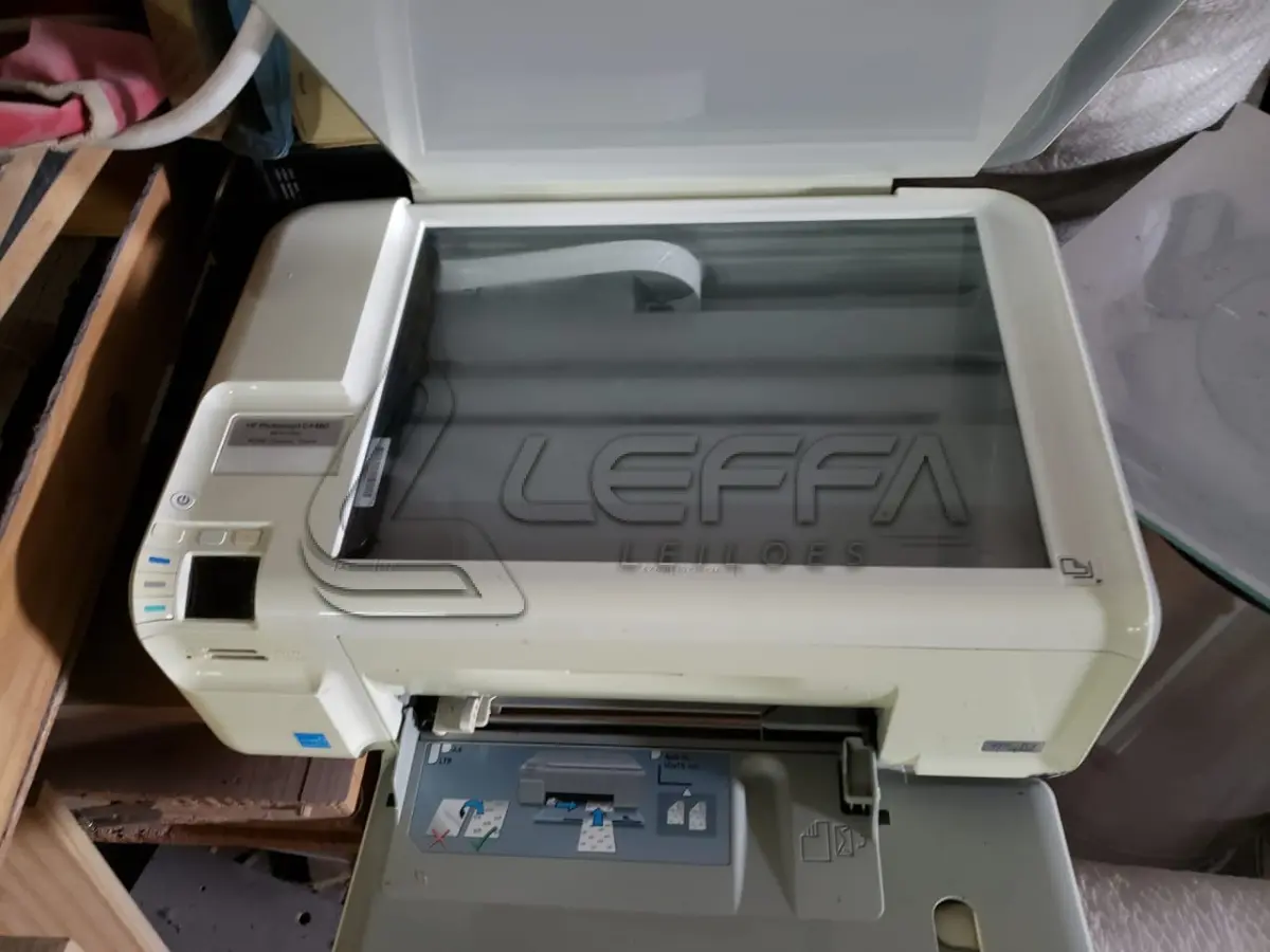 LOTE 009 - Impressora HP Fotomaster c4480