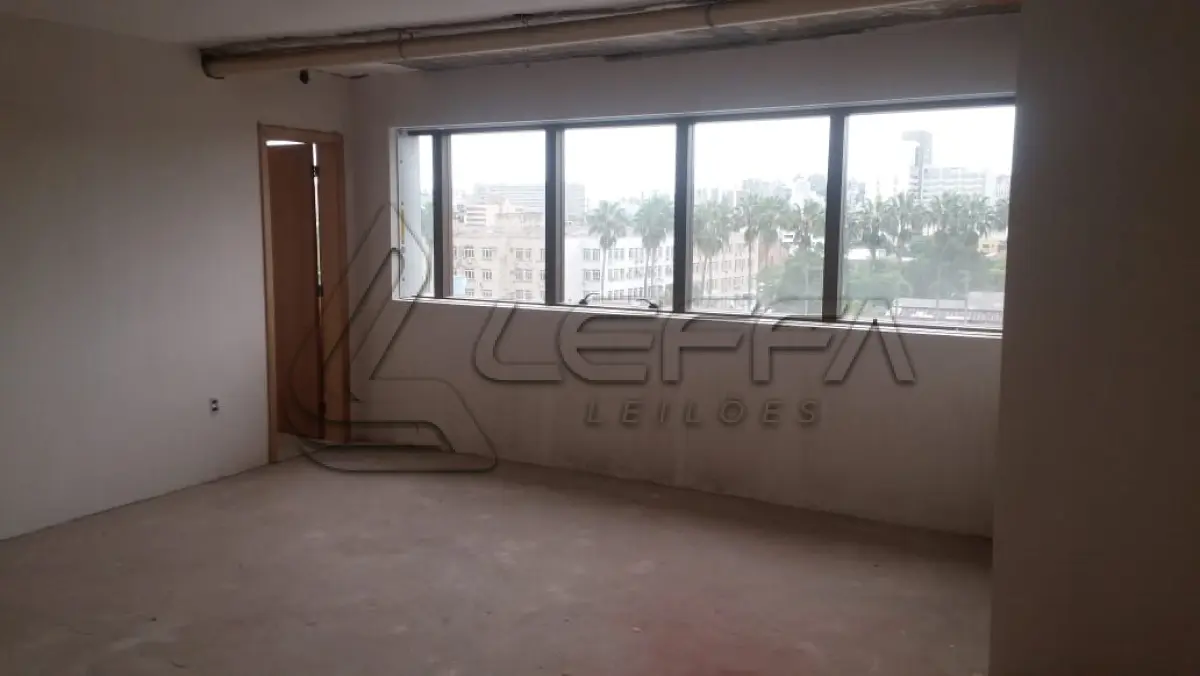 LOTE 003 - Sala Comercial 607 com 43,01 m² no Edifício San Martin em Porto Alegre/RS