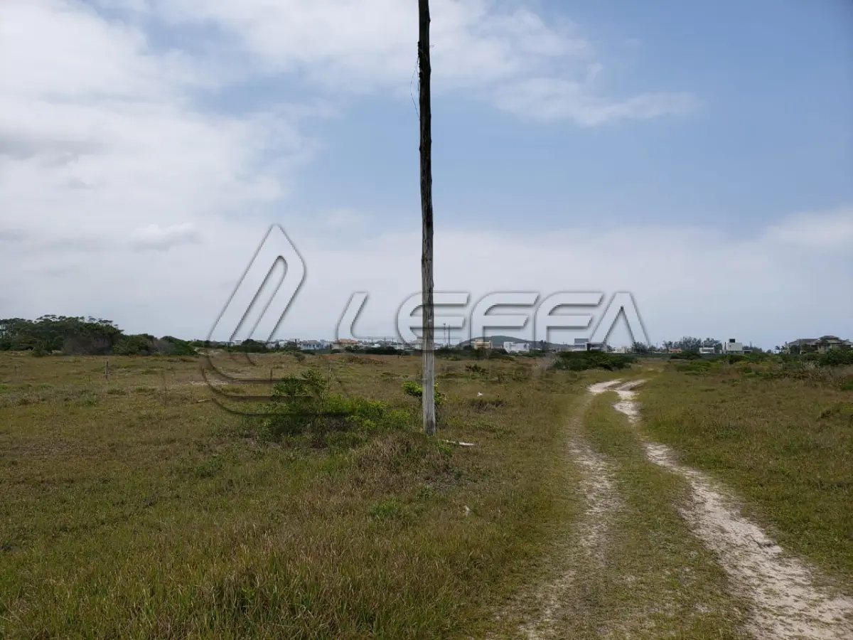 LOTE 001 - Terreno Urbano, Lote 10 Quadra 28, na Paraia da Riviera, em Torres/RS