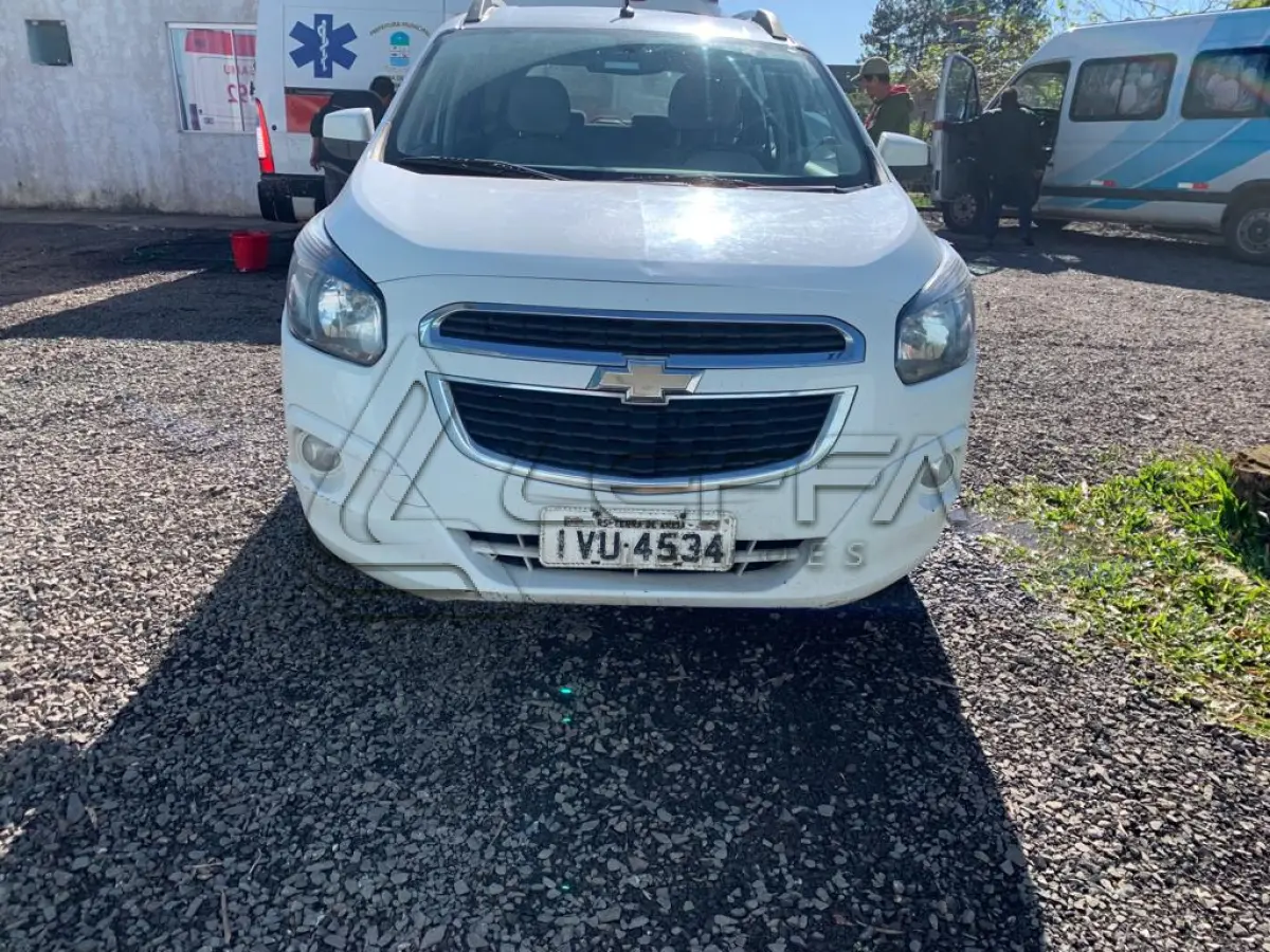 LOTE 008 - VEÍCULO GM SPIN 1.8 MT LTZ placa IVU 4534, Flex, ano 2014, modelo 2015, cor branca
