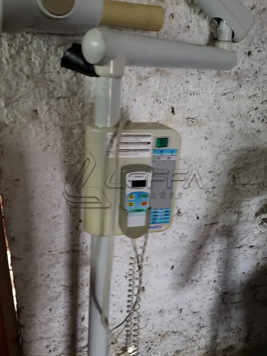 LOTE 005 - UM APARELHO DE RAIO-X, MARCA GNATUS TIMEX 70C