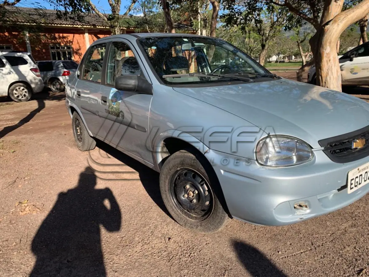 LOTE 007 - VEÍCULO GM CORSA CLASSIC LIFE placa EGD 0283, Flex, ano e modelo 2009, cor prata