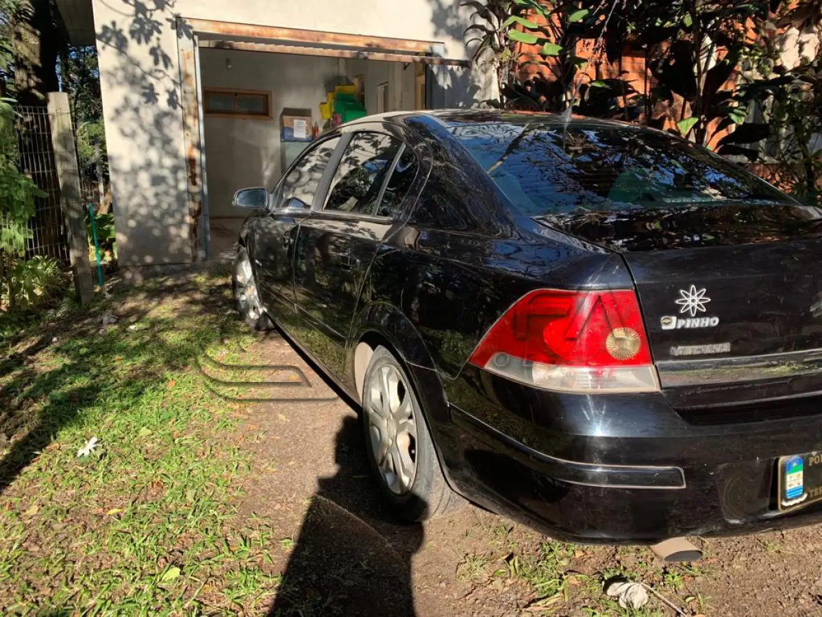 LOTE 009 - VEÍCULO GM VECTRA SEDAN ELEGANCE placa IQG 0326, Flex, ano 2009 modelo 2010, cor preta
