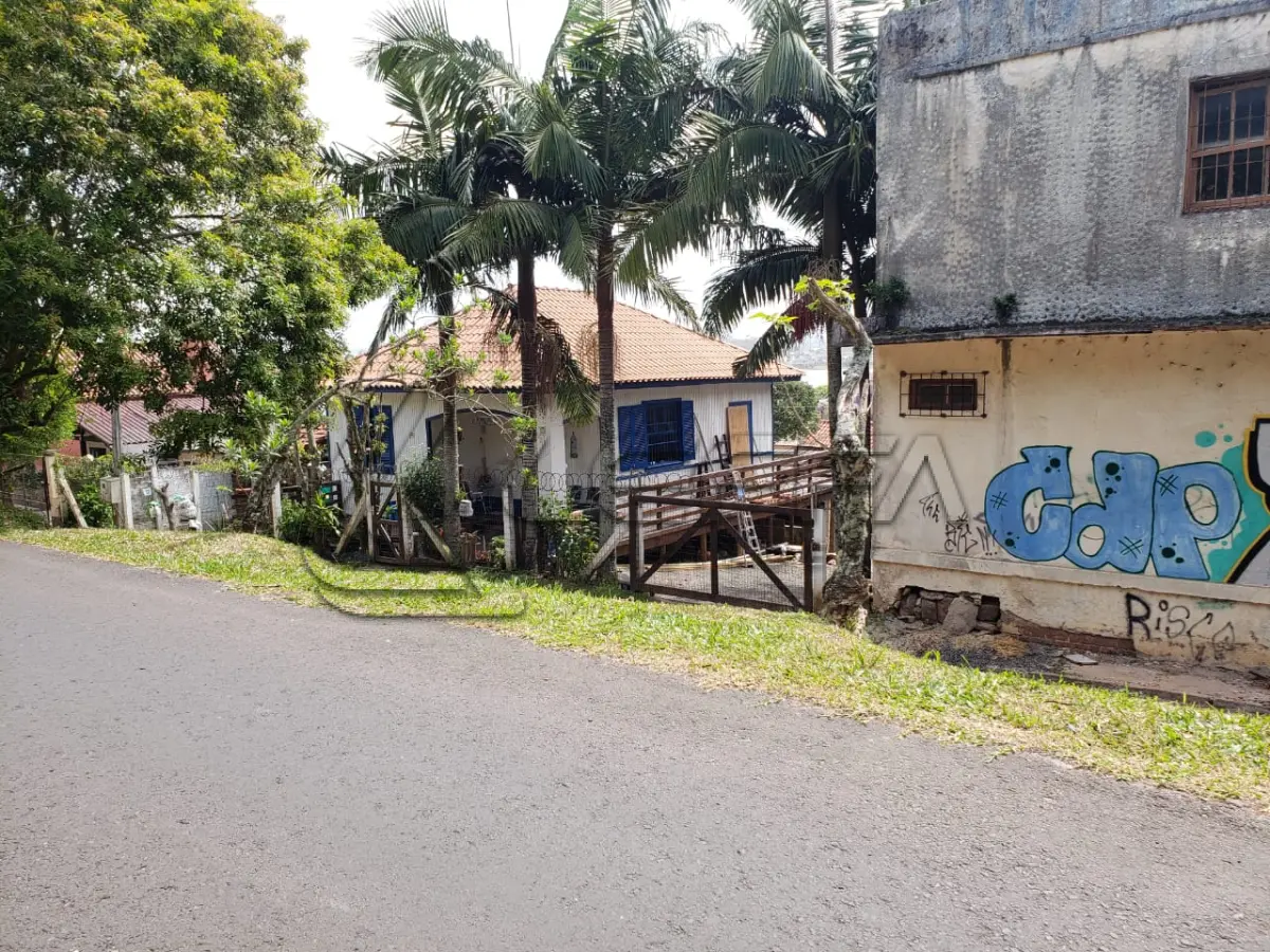 LOTE 001 - Terreno Urbano, na Rua Padre Lamônaco, em frente a Igreja São Domingos, no Centro em Torres/RS
