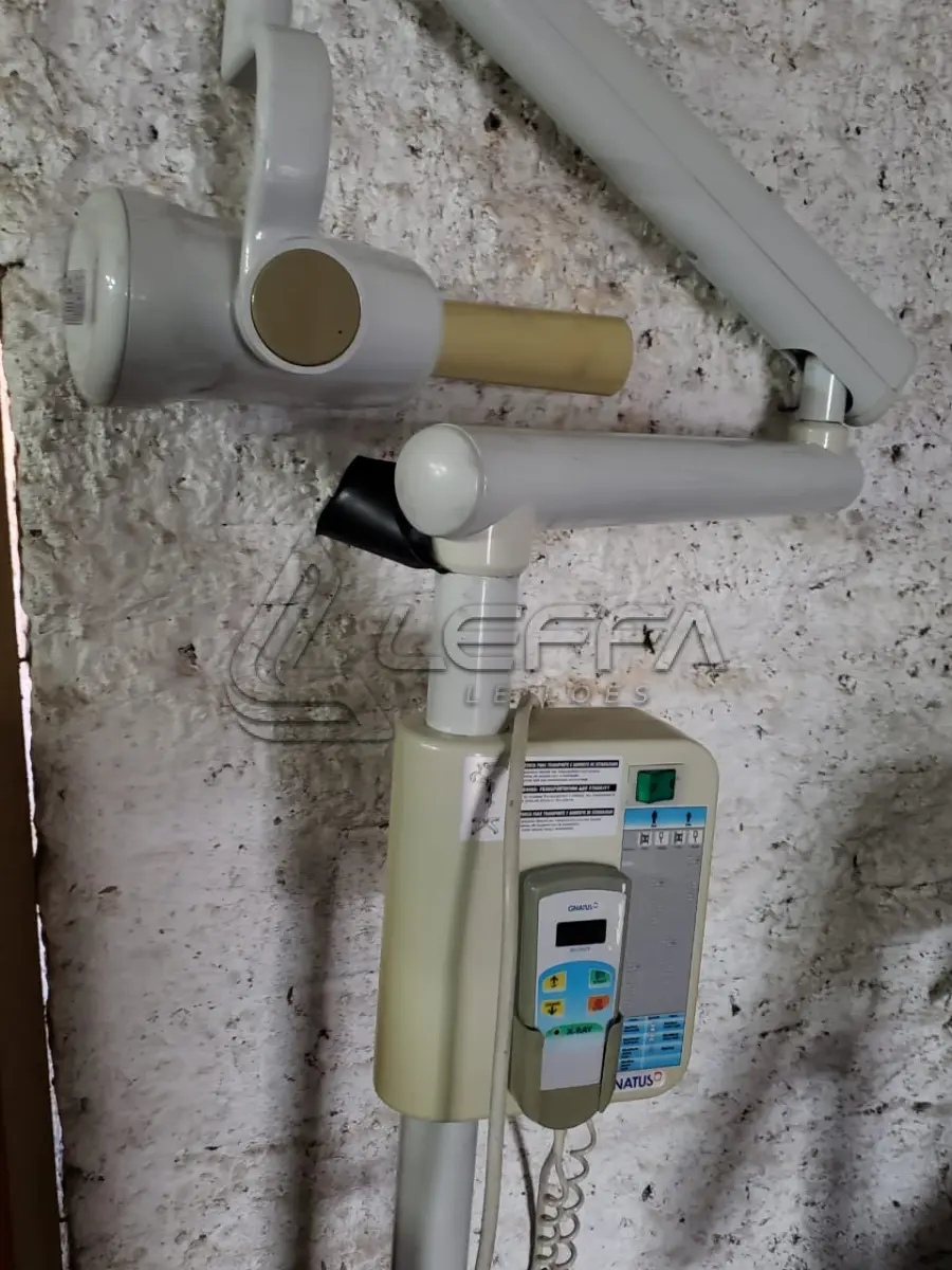 LOTE 005 - UM APARELHO DE RAIO-X, MARCA GNATUS TIMEX 70C