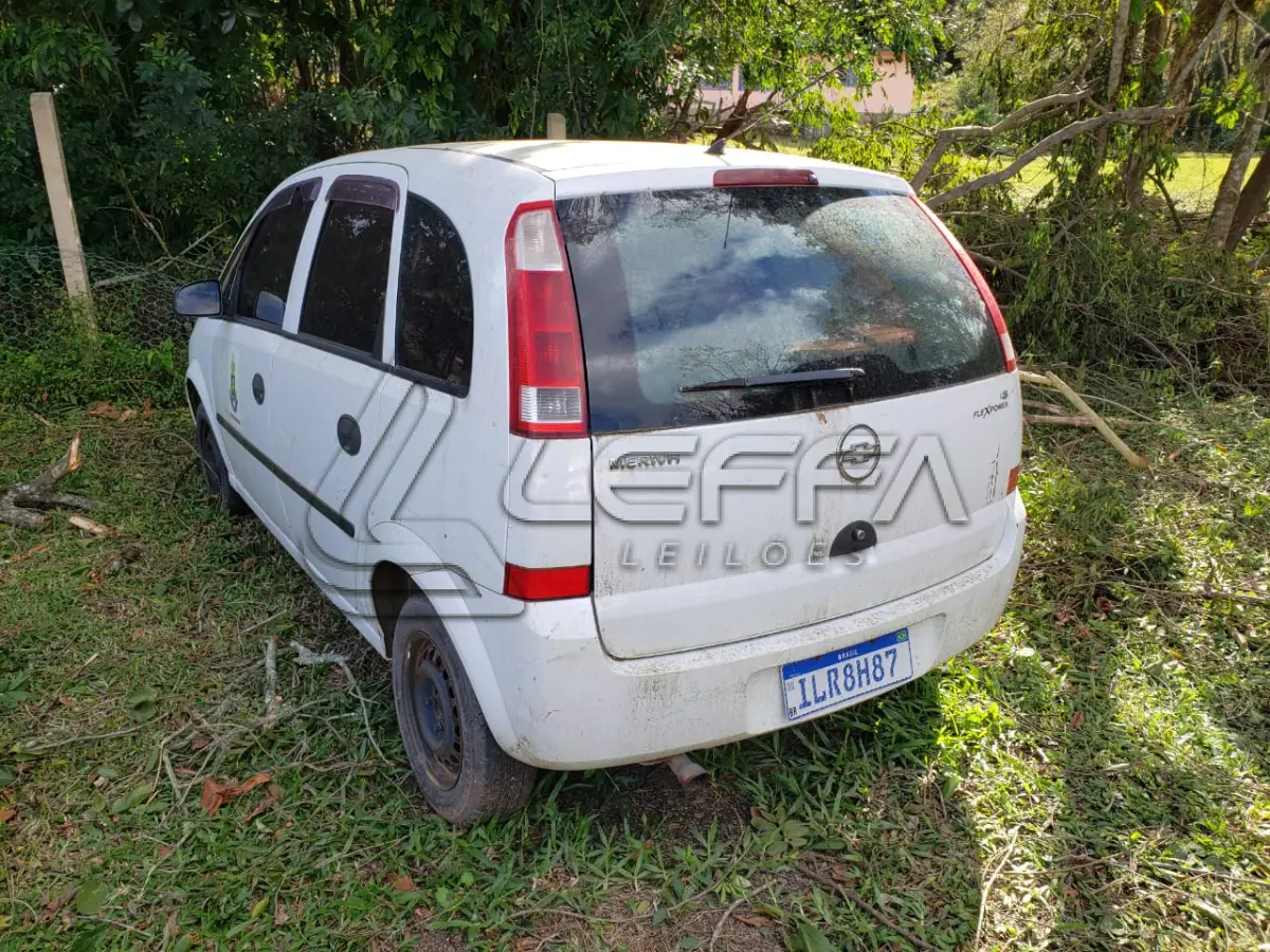 LOTE 002 - VEÍCULO GM/MERIVA, ano 2004 e modelo 2004