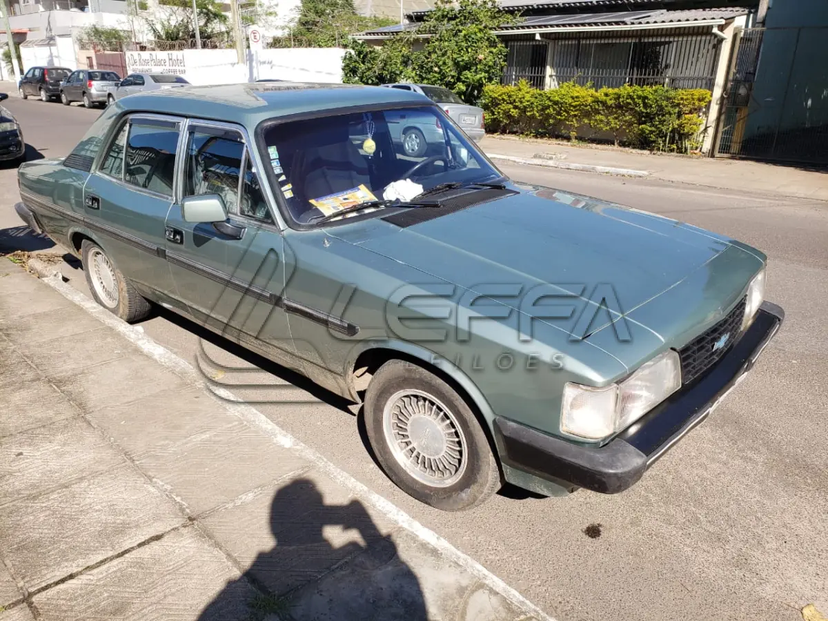 LOTE 011 - VEÍCULO GM/OPALA COMODORO SLE,  ANO/MODELO 1990