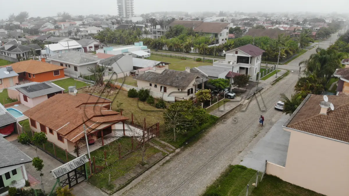 LOTE 001 - Terreno urbano na Praia Arroio do Sal Sul, Lote 15 Quadra 08, em Arroio do Sal/RS