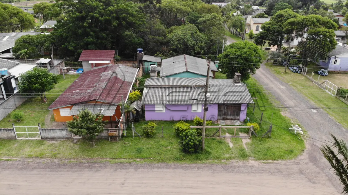 LOTE 001 - Terreno, com Edificação (Casa), no São Braz em Torres/RS