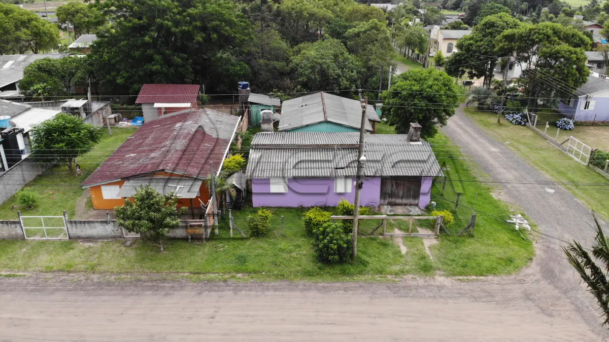 LOTE 001 - Terreno, com Edificação (Casa), no São Braz em Torres/RS