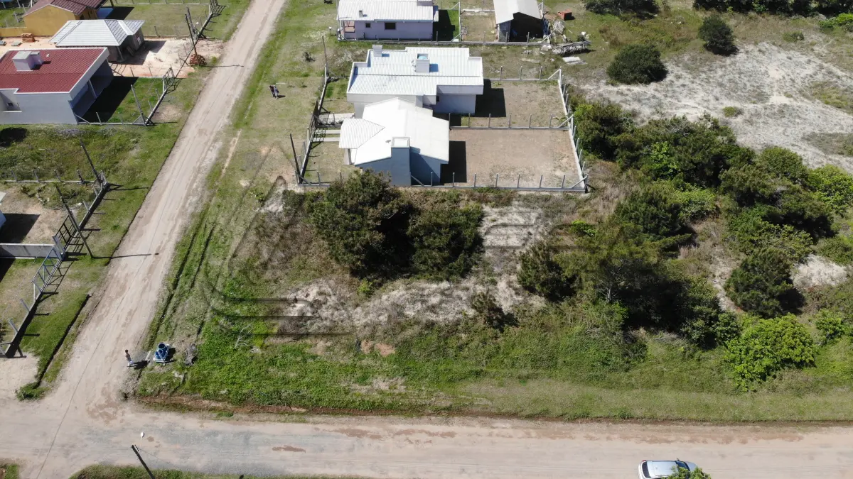 LOTE 001 - Terreno Urbano no Balneário Atlântico, Lote 19 Quadra 12, em Arroio do Sal/RS