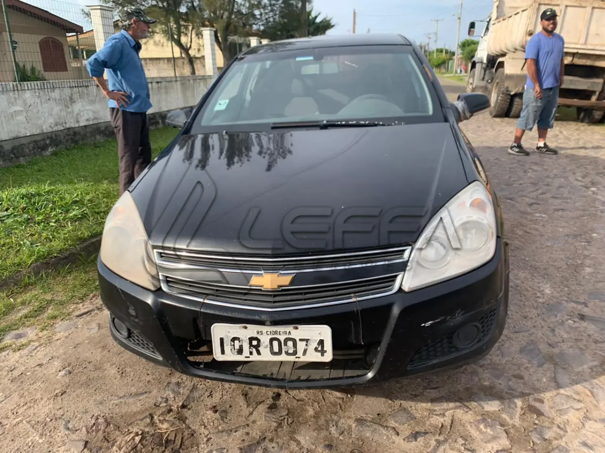 LOTE 006 - VEÍCULO GM/CHEVROLET VECTRA SD EXPRESSION, ano e modelo 2010