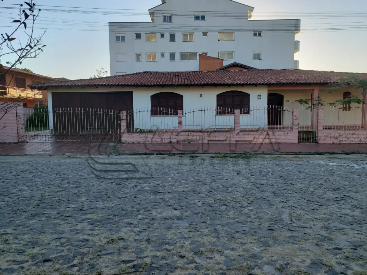 LOTE 001 - Terreno Urbano, Lote 11 da quadra 112, na Praia da Cal, em Torres/RS
