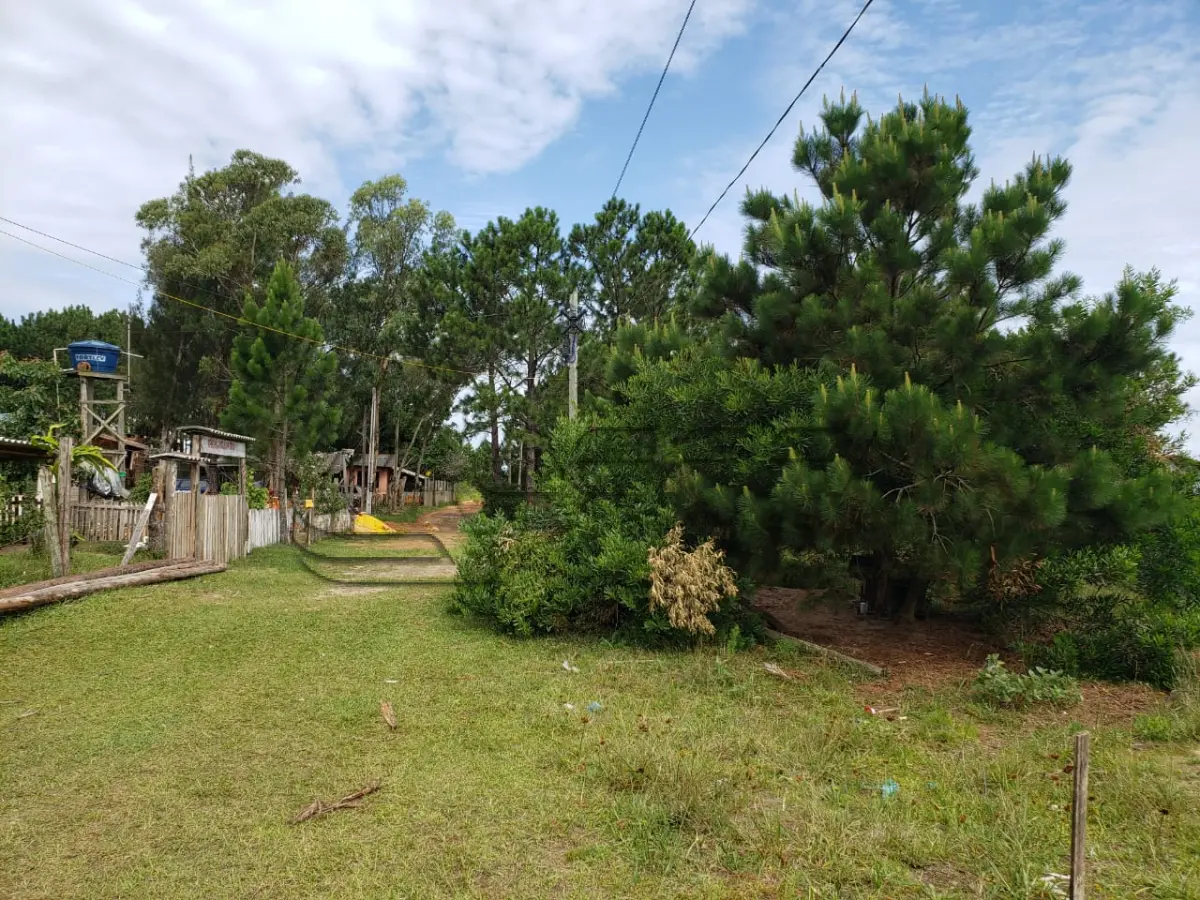 LOTE 002 - terreno urbano na Praia Yara, Lote 10 Quadra "E", em Torres/RS