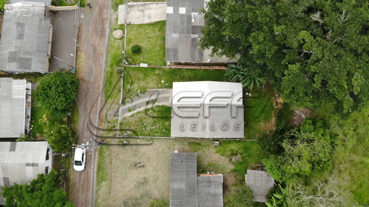 LOTE 001 - Terreno Urbano, com benfeitorias, na Rua Mario Dalpiaz, nº 130, na Vila São João, em Torres/RS