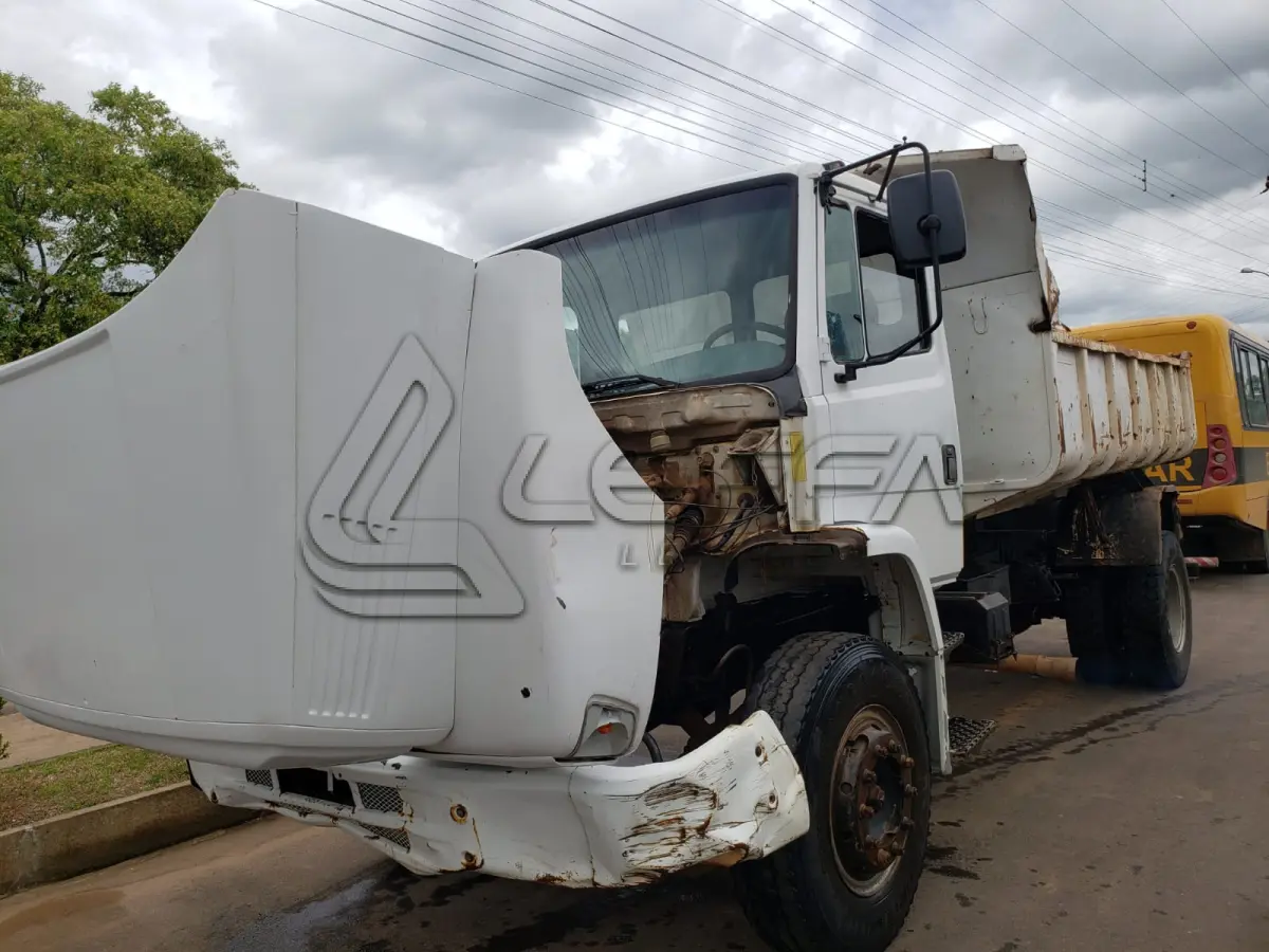 LOTE 003 - CAMINHÃO BASCULANTE M. BENZ/L 1618, ano de fabricação/modelo 1990/1991
