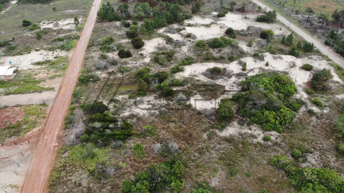 LOTE 002 - Terreno Urbano, Lote 12 Quadra 11, na Praia Tupynambá, em Torres/RS