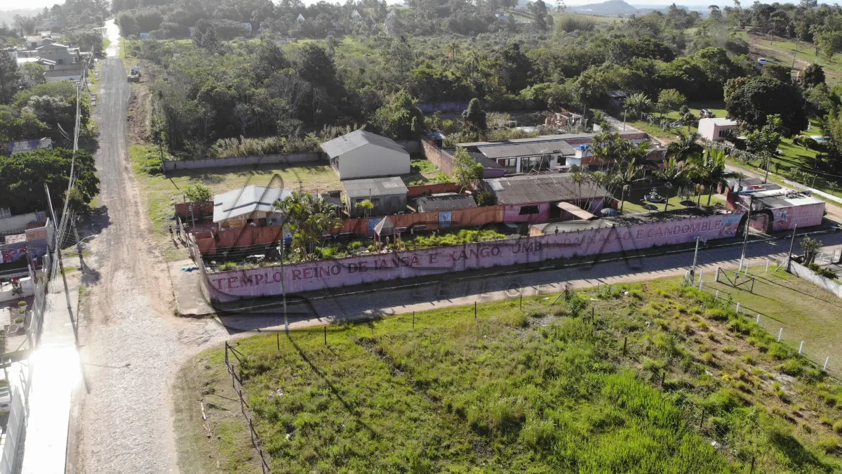LOTE 001 - Terreno Urbano, com edificações, no bairro Centenário, Centro de Cultura Neusa Cury, em Torres/RS