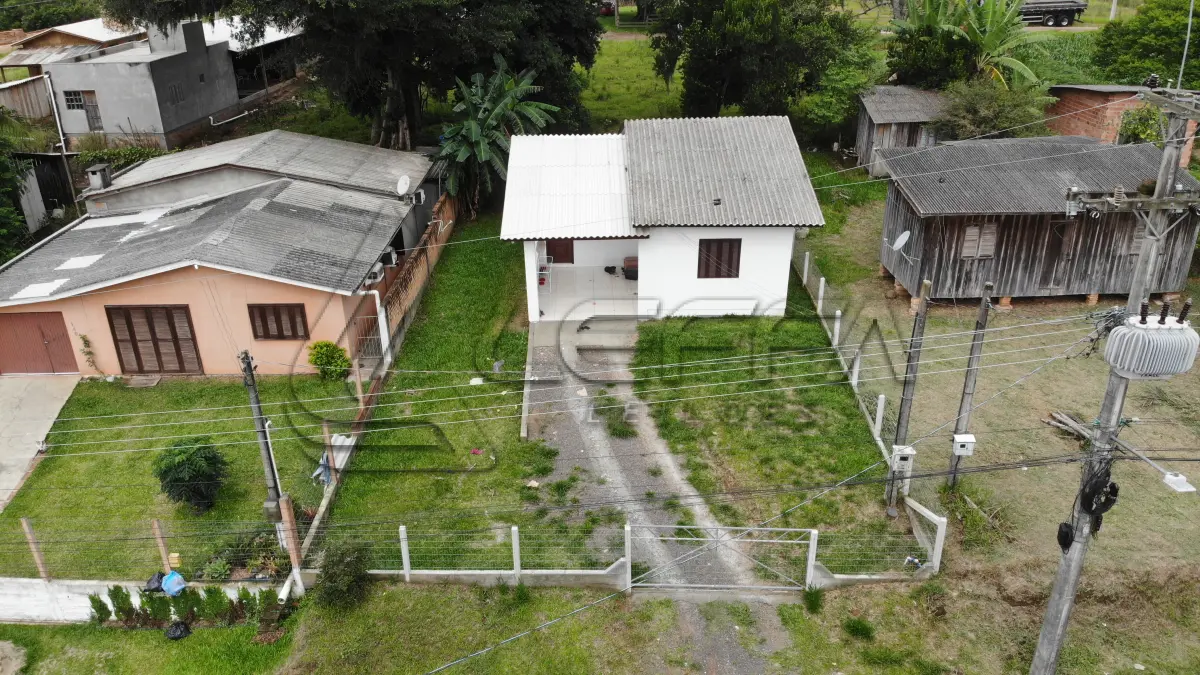 LOTE 001 - Terreno Urbano, com benfeitorias, na Rua Mario Dalpiaz, nº 130, na Vila São João, em Torres/RS