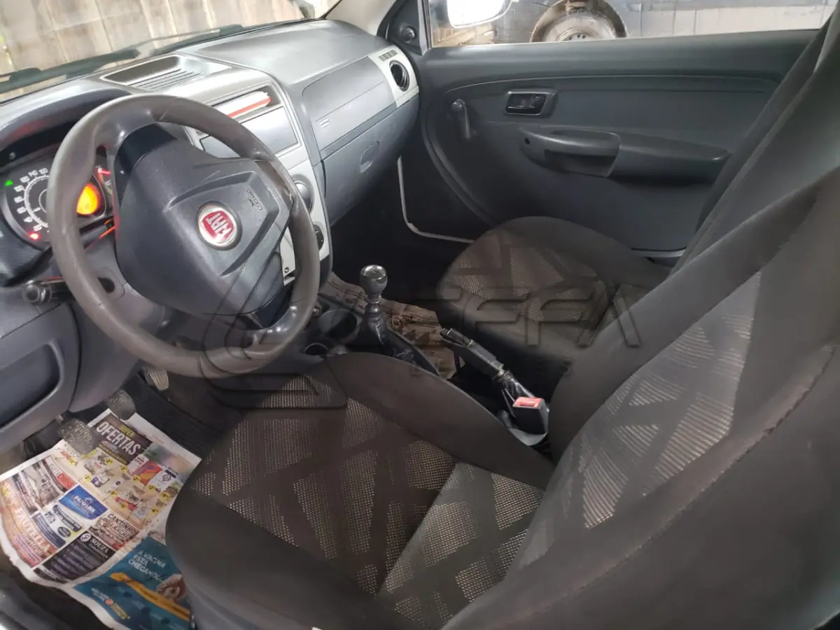 LOTE 005 - VEÍCULO FIAT PALIO FIRE, flex, placas IWI 2227, branca, ano  2014 e modelo 2015