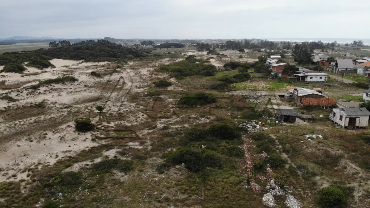 LOTE 002 - Terreno Urbano, Lote 36 Quadra 31, no balneário alfa, em Arroio do Sal/RS