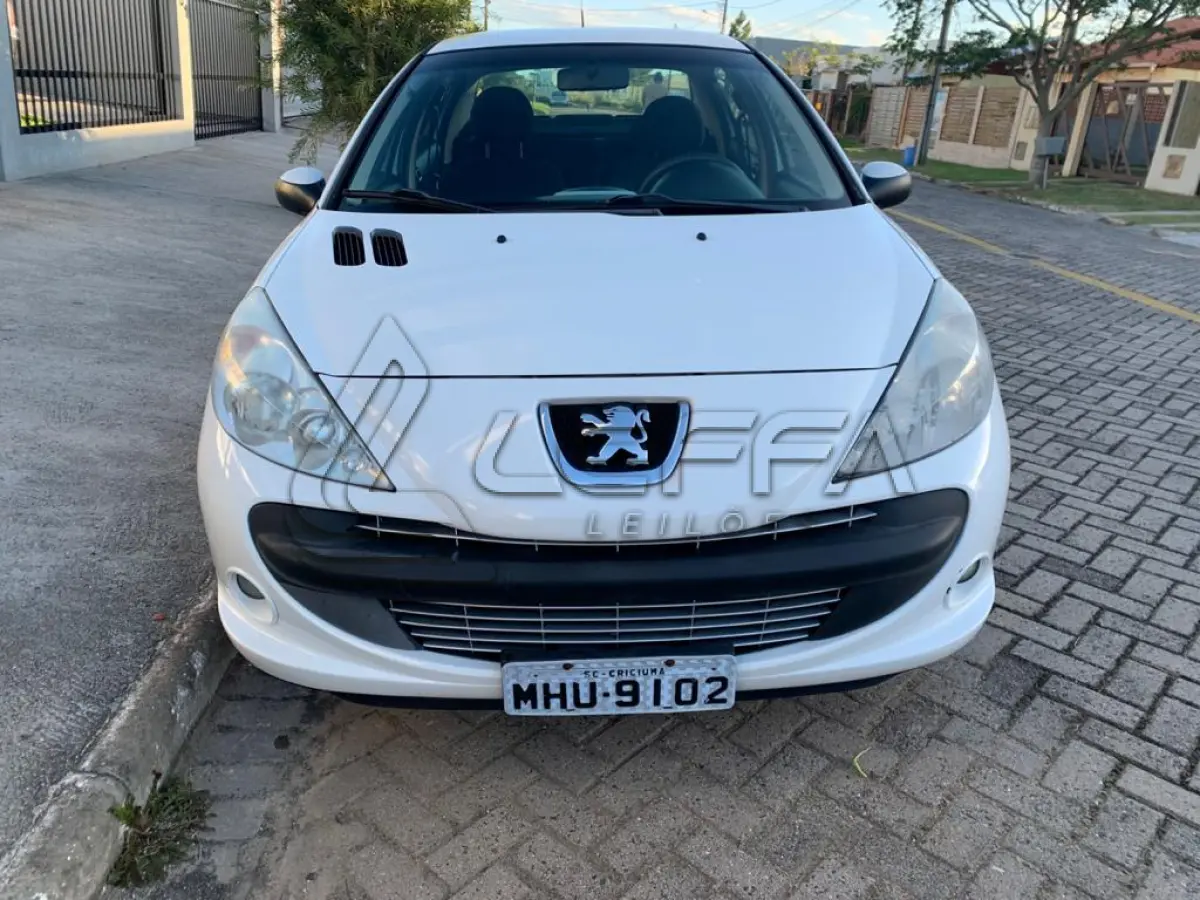 LOTE 001 - Veículo Peugeot/207 passion XR S, Branco, 5P/82CV, Gasolina