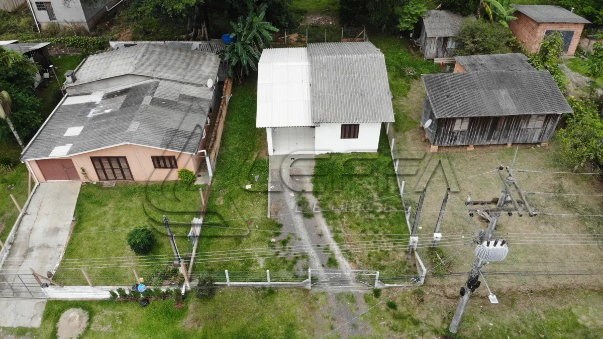 LOTE 001 - Terreno Urbano, com benfeitorias, na Rua Mario Dalpiaz, nº 130, na Vila São João, em Torres/RS