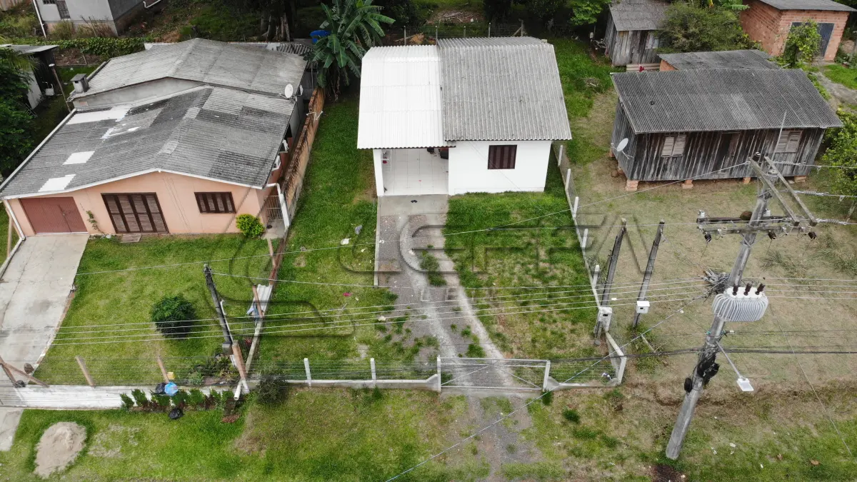LOTE 001 - Terreno Urbano, com benfeitorias, na Rua Mario Dalpiaz, nº 130, na Vila São João, em Torres/RS