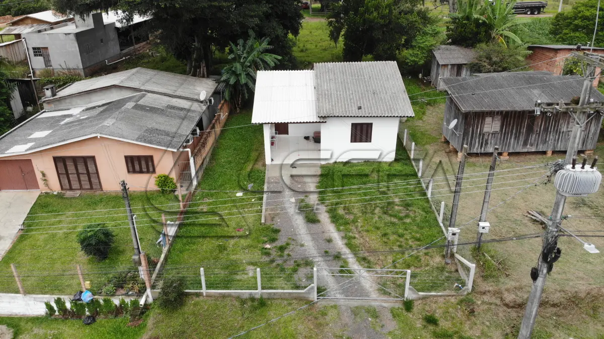 LOTE 001 - Terreno Urbano, com benfeitorias, na Rua Mario Dalpiaz, nº 130, na Vila São João, em Torres/RS
