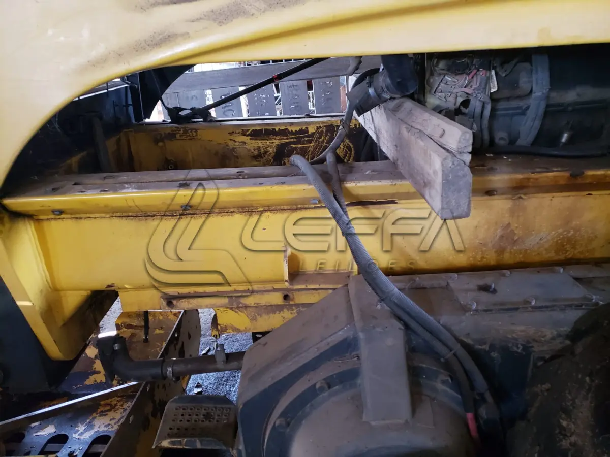 LOTE 008 - MOTONIVELADORA NEW HOLLAND, RG140B, diesel, ano e modelo 2009