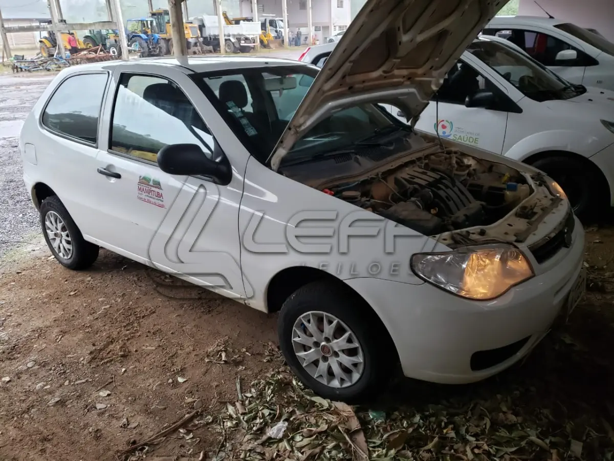LOTE 005 - VEÍCULO FIAT PALIO FIRE, flex, placas IWI 2227, branca, ano  2014 e modelo 2015