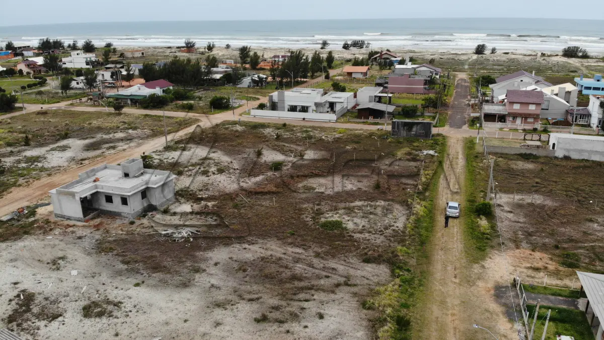 LOTE 003 - Terreno Urbano, Lote 05 Quadra 53, na Praia Real em Torres/RS