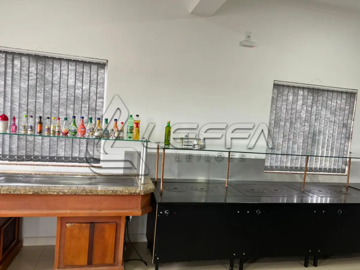 LOTE 001 - BUFFET ARTESANAL COM CHAPA DE FOGÃO À LENHA (ELÉTRICO) E BUFFET DE SALADAS FRIO