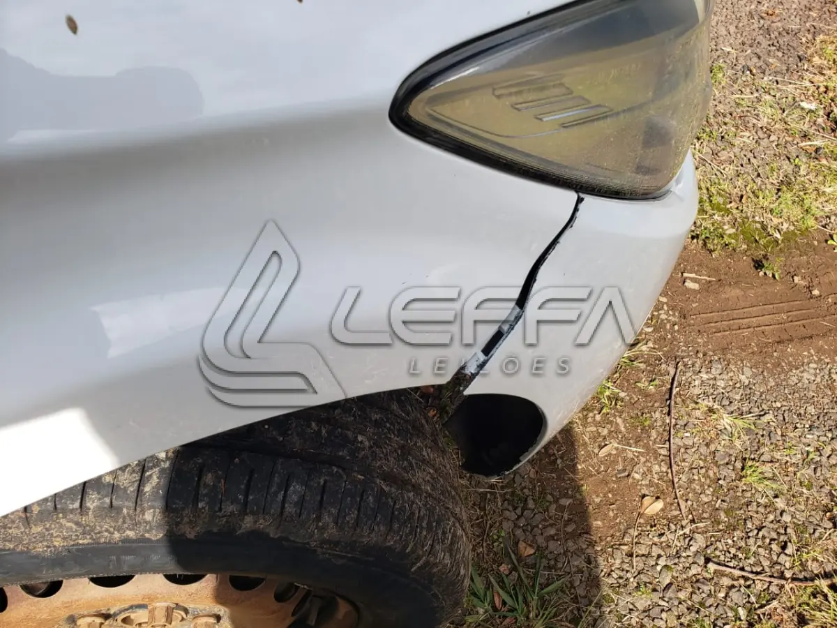 LOTE 006 - VEÍCULO CHEVROLET/ONIX, 1.0 MT IS, PLACAS IXF-8997, ANO/MODELO 2016