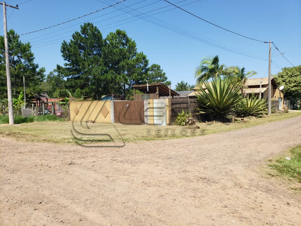 LOTE 001 - Terreno Urbano, com edificação, situado no jardim monte carlo, na Itapeva em Torres RS