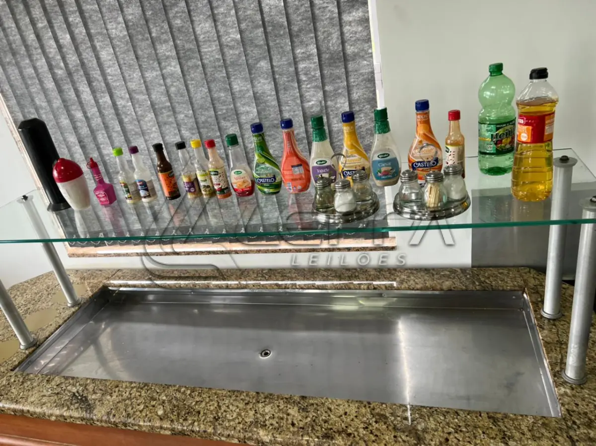 LOTE 001 - BUFFET ARTESANAL COM CHAPA DE FOGÃO À LENHA (ELÉTRICO) E BUFFET DE SALADAS FRIO