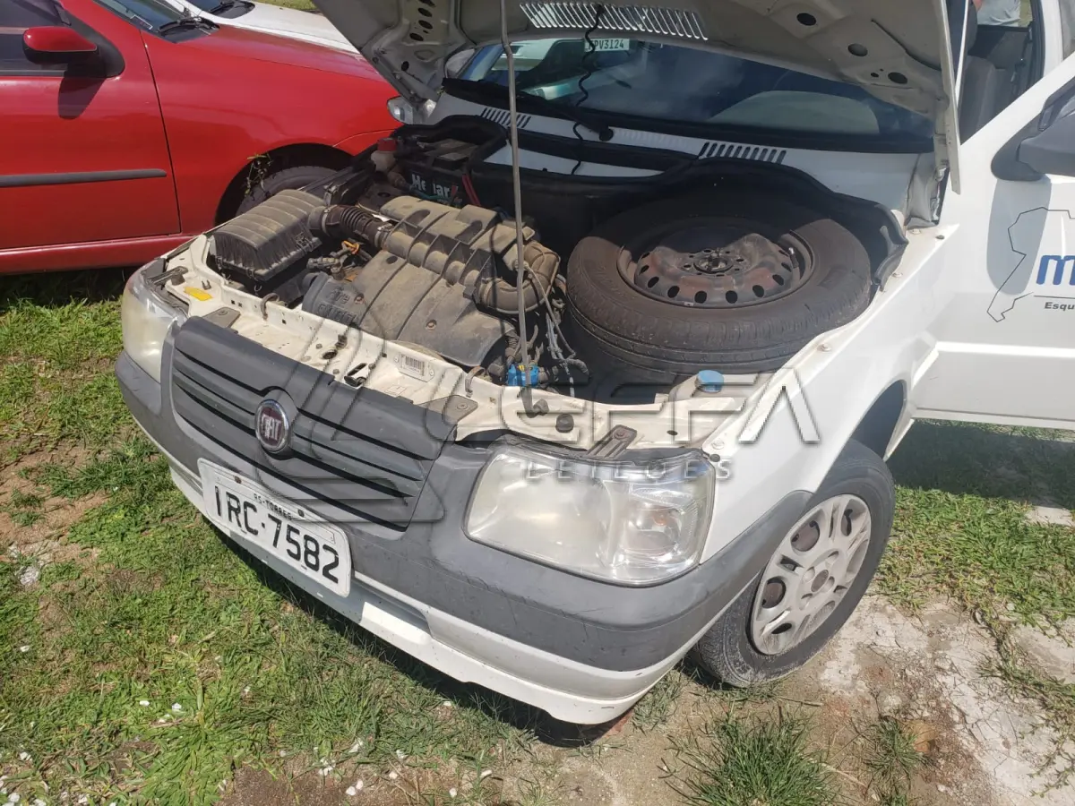 LOTE 001 - VEÍCULO FIAT UNO/MILLE, PLACAS IRC-7582, RENAVAM 233215964.