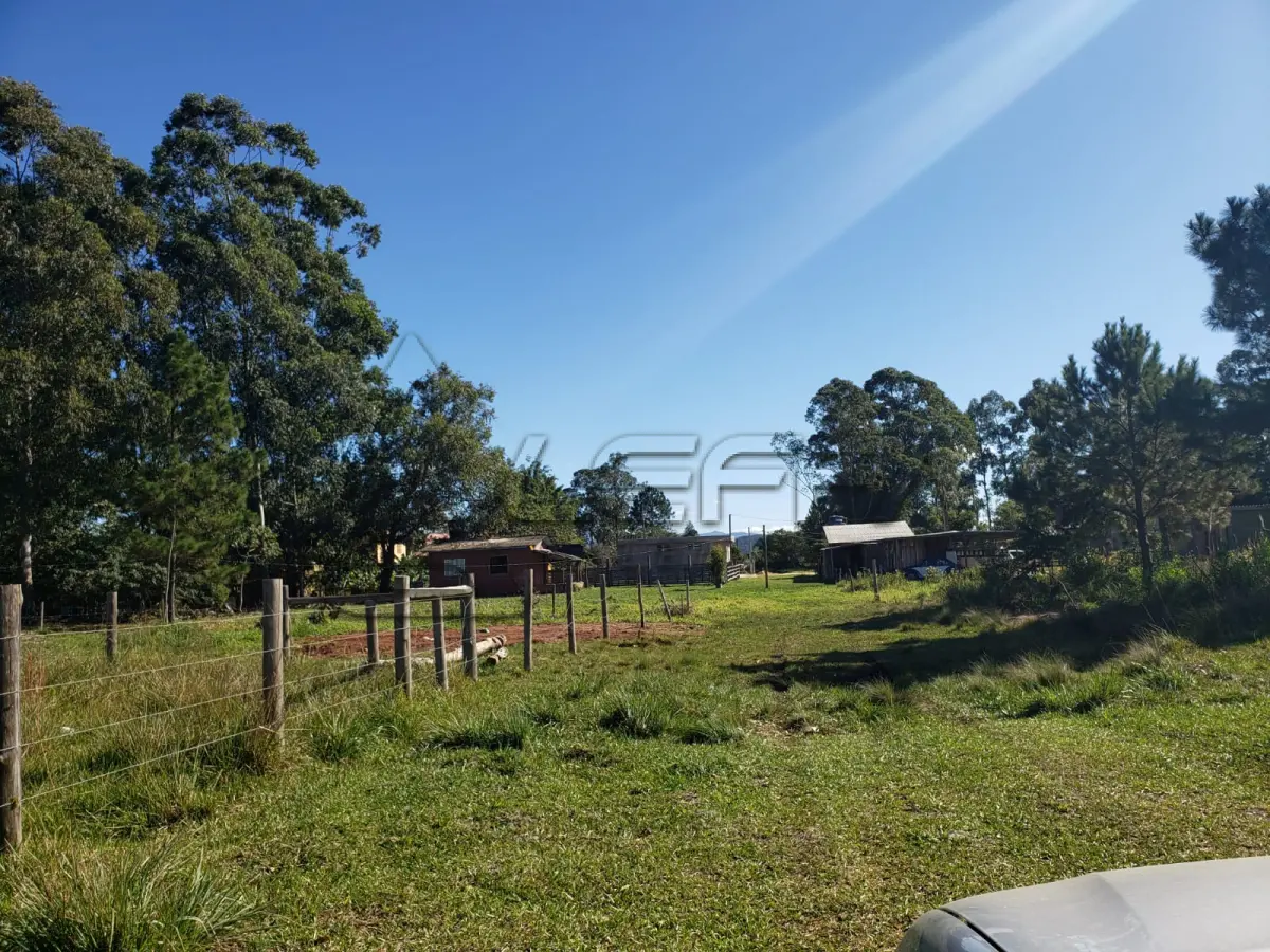 LOTE 005 - Terreno Urbano, lote 01 quadra 19, na Praia Tupynambá, em Torres/RS