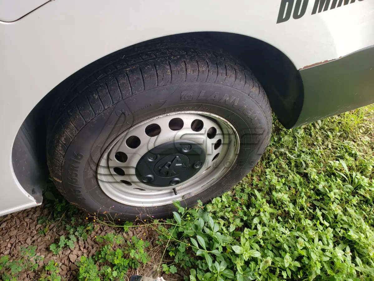 LOTE 001 - MICROONIBUS PEUGEOT, Expert Eurolaf, diesel, placas IZZ-6B74, ano 2019 e modelo 2020