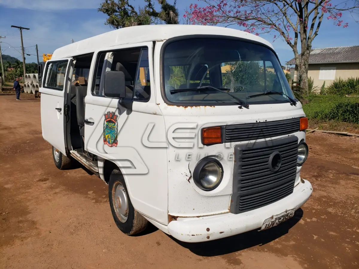 LOTE 004 - VEÍCULO KOMBI, FLEX, PLACAS IUV-6495, ANO/MODELO 2014