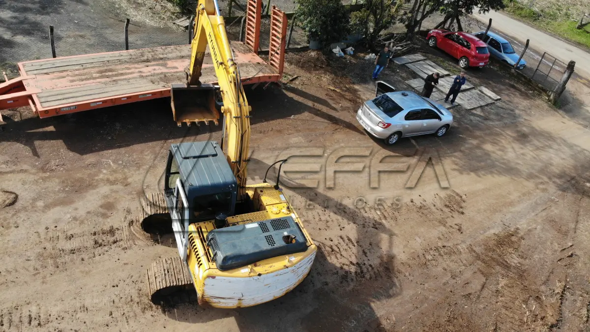 LOTE 003 - ESCAVADEIRA HYUNDAI, 140 LC7, DIESEL, ANO/MODELO 2011, 5.827 H