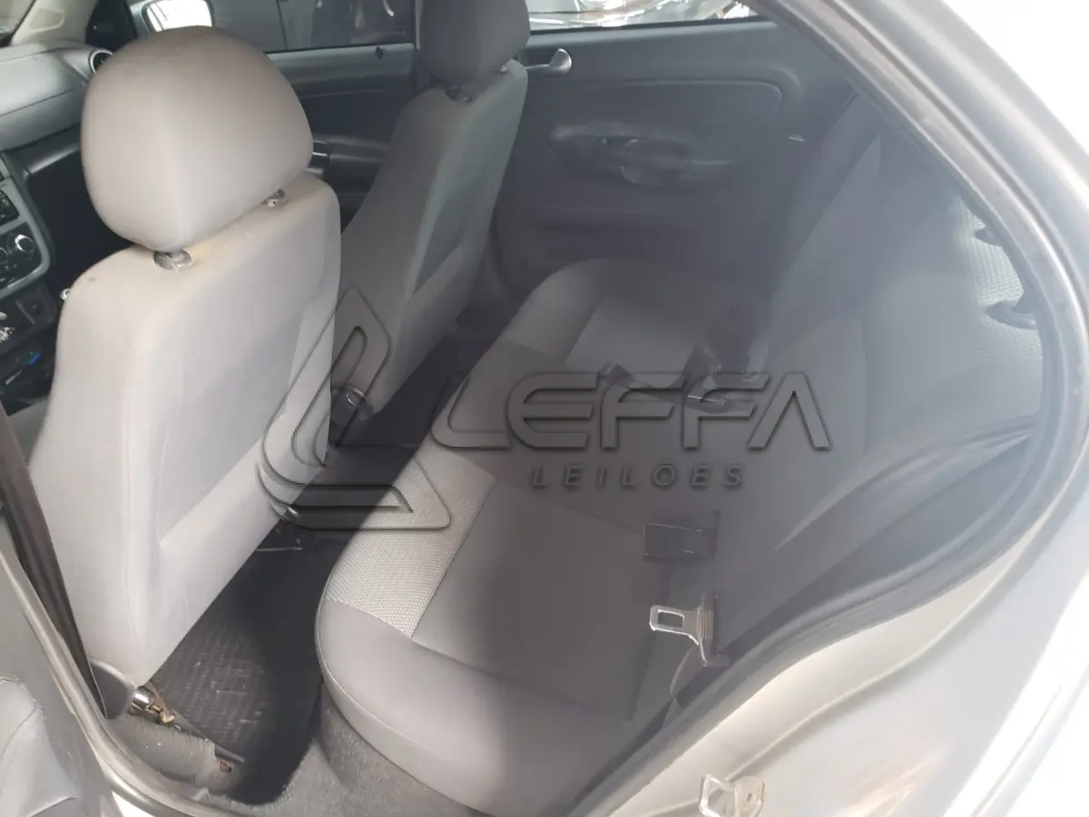 LOTE 003 - UM AUTOMÓVEL GOL 1.0 WOLKSWAGEM, ano/modelo 2009/2010