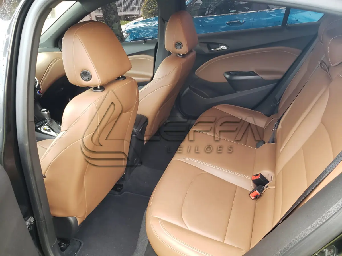 LOTE 001 - UM VEÍCULO GM CRUZE PRE2 NB AT, PLACAS IZU-0C57, ANO/MODELO 2020, COR PRETA, RENAVAM Nº 1217025941