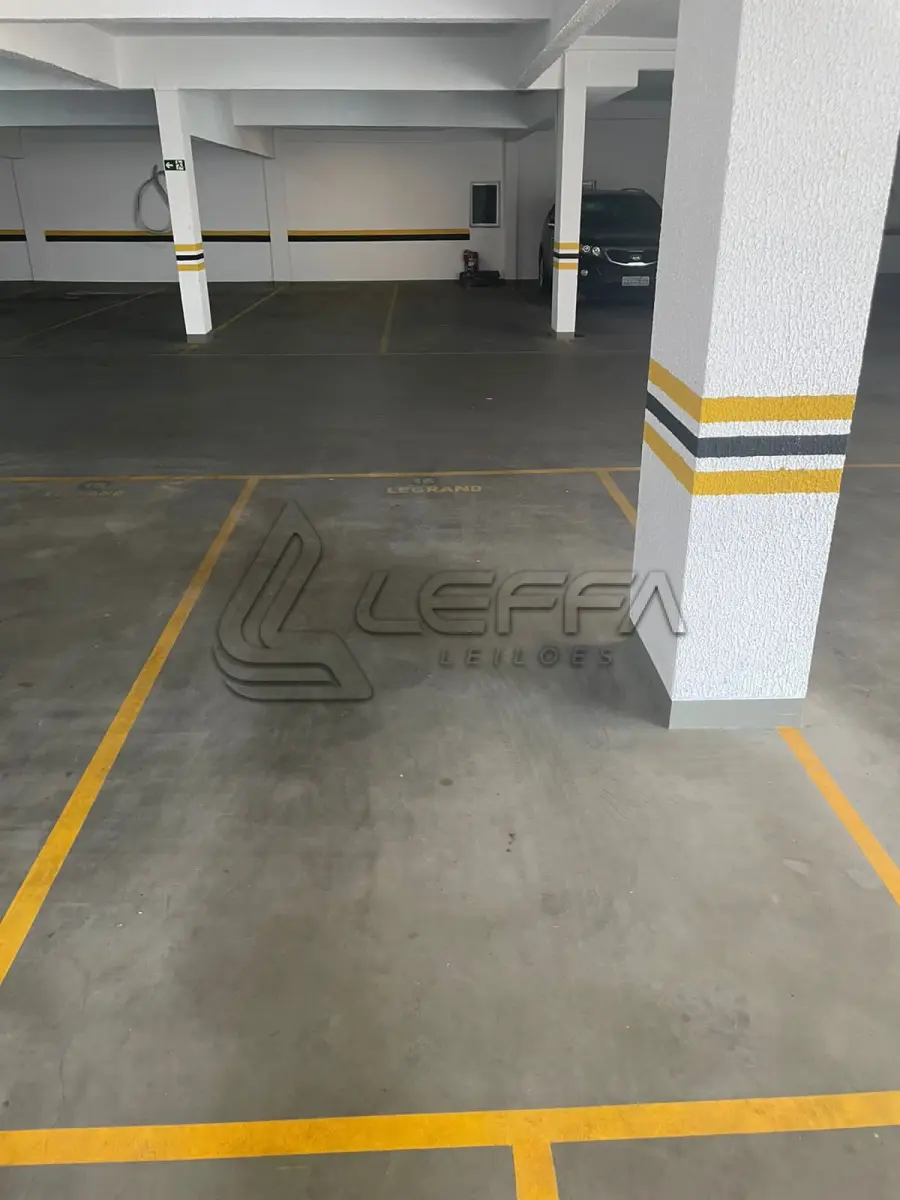 LOTE 001 - UM BOX DE ESTACIONAMENTO, Nº 16, DO EDIFÍCIO CONDOMÍNIO LEGRAND