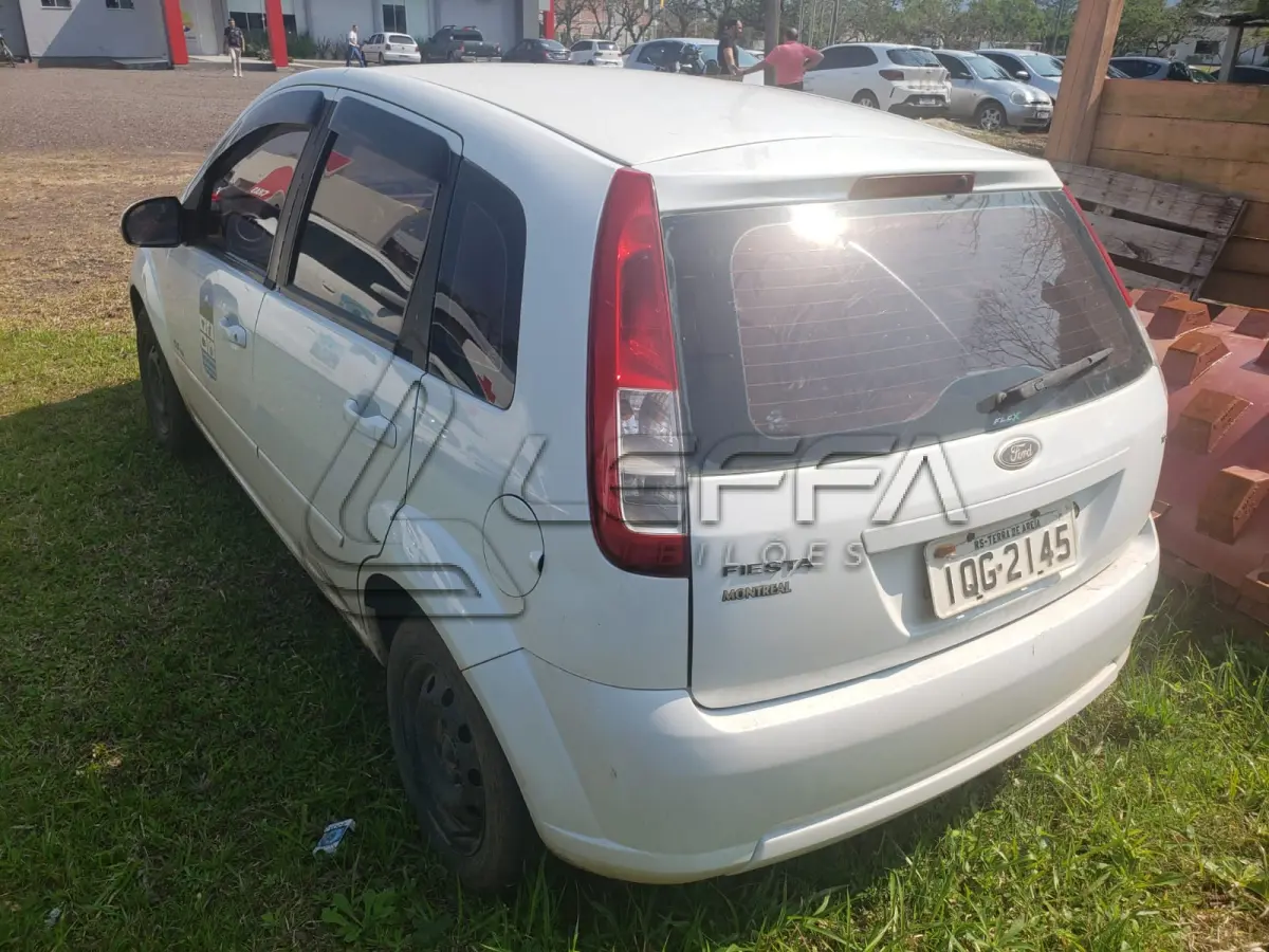 LOTE 001 - UM VEÍCULO FORD/FIESTA 1.6, FLEX, PLACA IQG-2145, ANO 2009, MODELO 2010