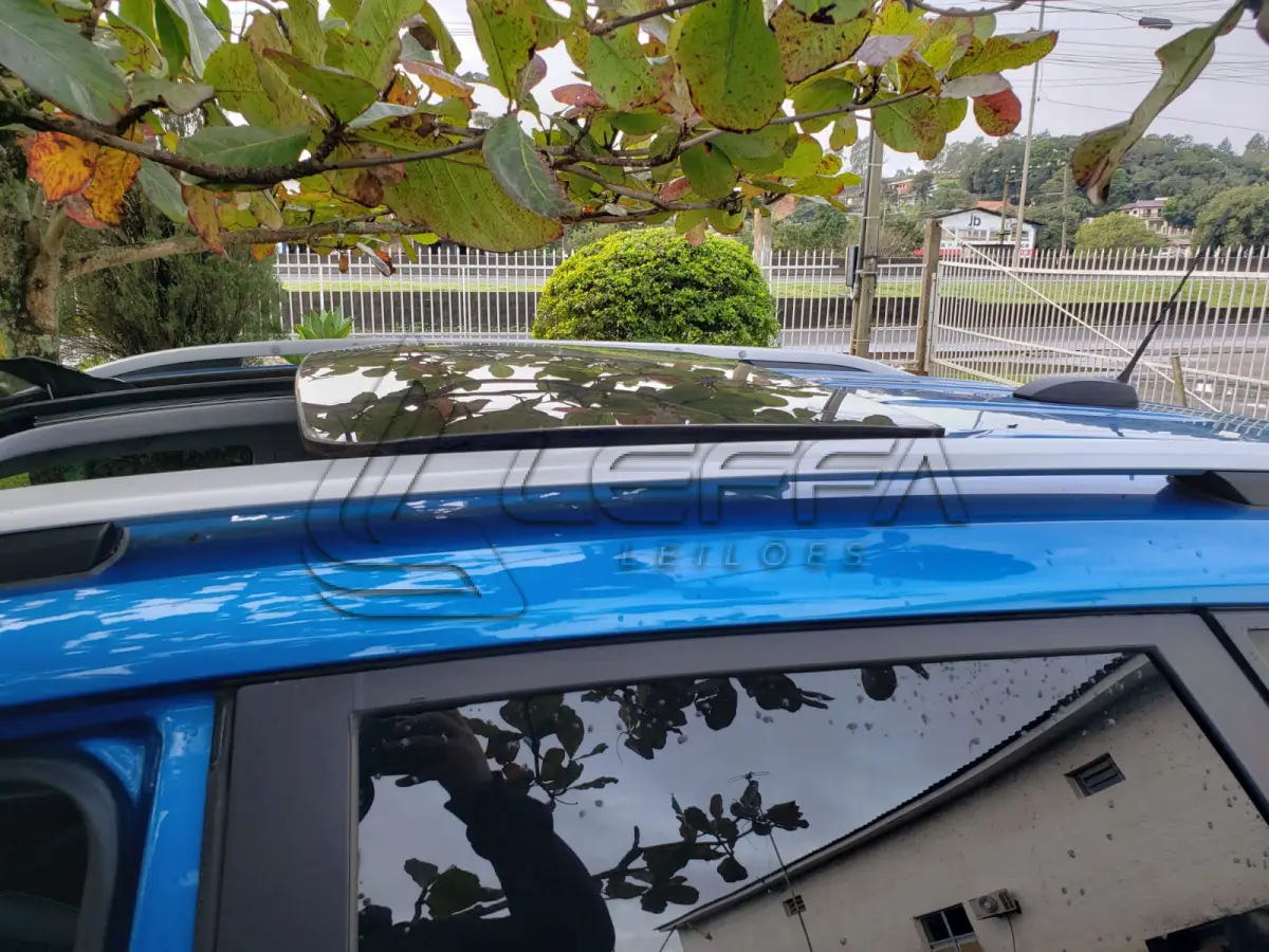 LOTE 002 - UM VEÍCULO GM TRACKER 12T A PR, PLACAS IZY-9B82, ANO/MODELO 2020/2021, COR AZUL, RENAVAM Nº 1227335730