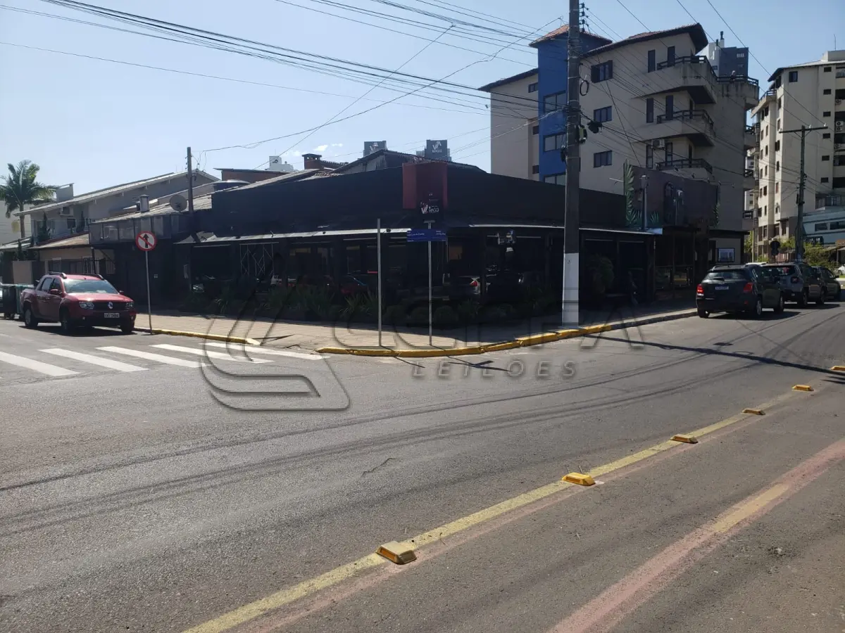 LOTE 001 - Imóvel Comercial na Beira da Lagoa, na Av José Maia Filho, em Torres/RS
