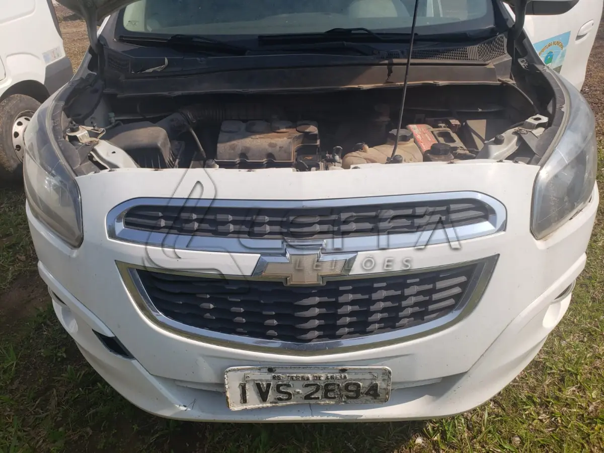 LOTE 002 - UM VEÍCULO GM/SPIN 1.8 LTZ, PLACA IVS-2894, ANO 2014, MODELO 2015, COM APROX 415.000 KM
