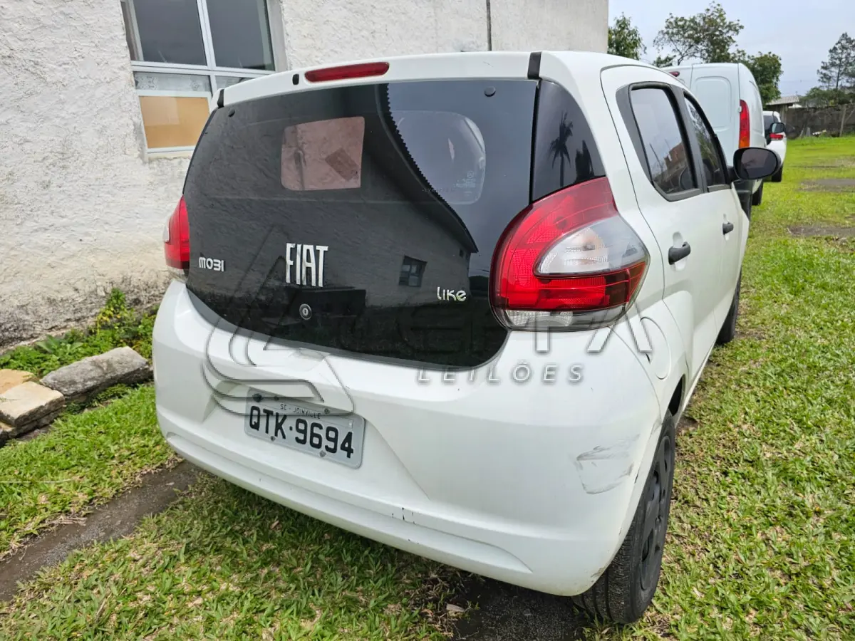 LOTE 003 - Um veículo automóvel FIAT/MOBI LIKE (Nacional) , cor branca, a álcool/gasolina, ano de fabricação e modelo 2019/2020, placa QTK9694