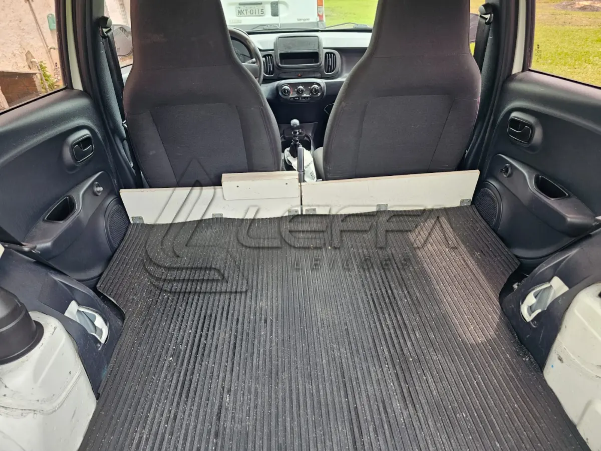 LOTE 003 - Um veículo automóvel FIAT/MOBI LIKE (Nacional) , cor branca, a álcool/gasolina, ano de fabricação e modelo 2019/2020, placa QTK9694
